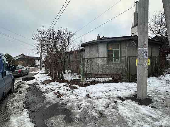 Продаж Будинок 4-кімнатний на вул. Бічна Rivne