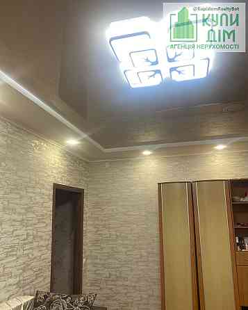 Продам 3 кімнатну квартиру на Комарова Кропивницький