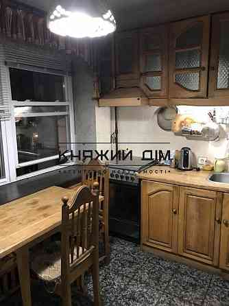 Продаж 2-кім. розд. кв. м. Палац Україна. Код об'єкту:21143493 Київ