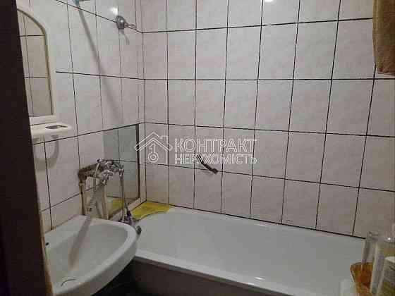 Продаж Квартира 3-кімнатна, 2/2 поверх на вул. надії Пісочин