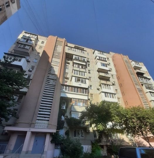 Продам 1 комн в кирпичном доме, 5 этаж/10 эт. Одеса - фото 2