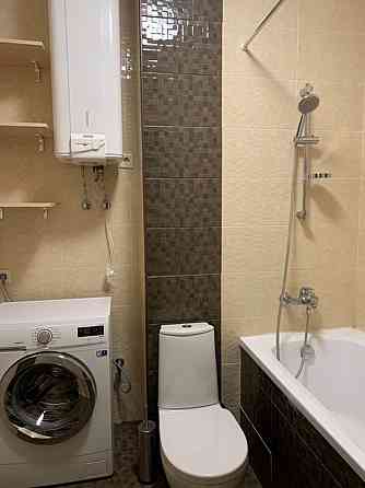 Оренда Квартира 1-кімнатна, 16/18 поверх на Ломоносова, 50/2 Киев