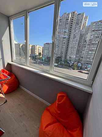Оренда Квартира 1-кімнатна, 5/25 поверх на Ревуцького, 40Б Київ