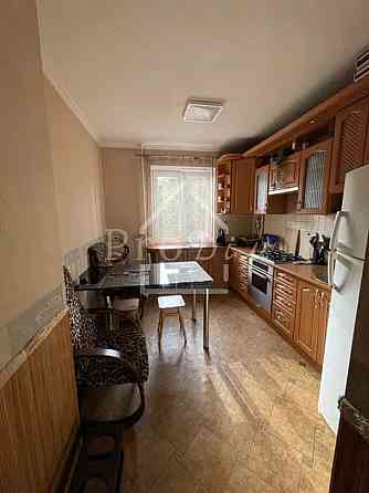 Продаж 3 к квартиар вул. Синьоозерна 4А.Святошинський район.Академмістечко. Kiev