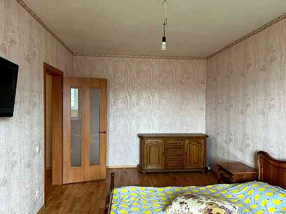 Оренда Квартира 2-кімнатна, 24/25 поверх на Урловська, 30 Kiev