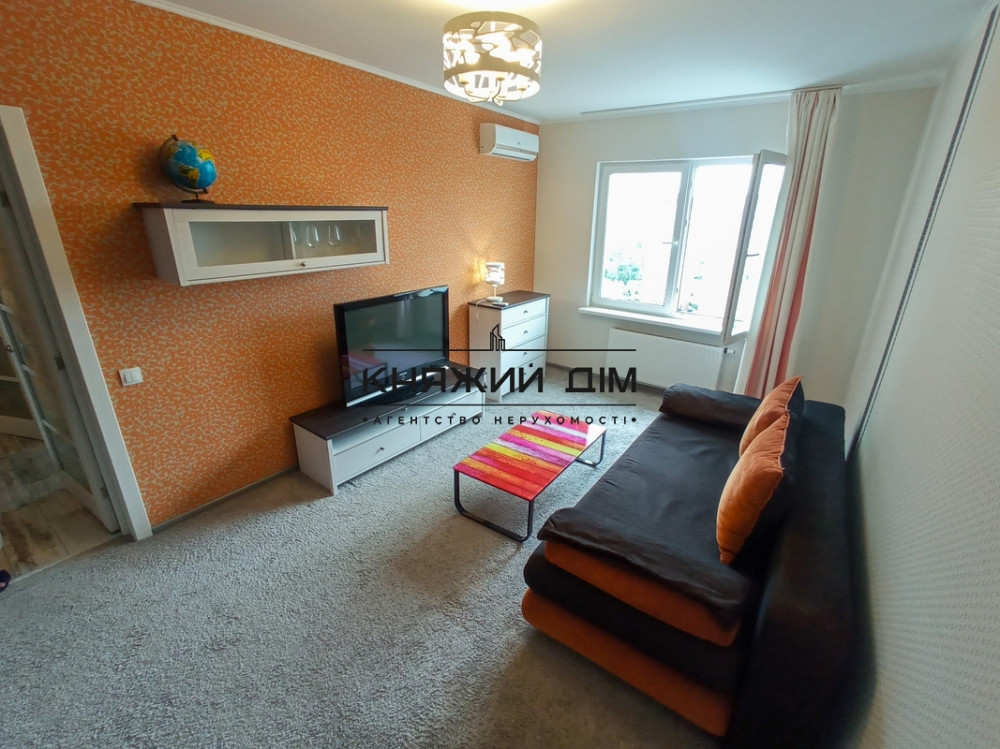 Оренда Квартира 1-кімнатна, 23/25 поверх на Русовой Софии ул. Київ - фото 2