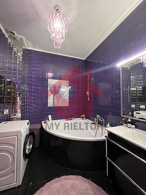 Продаж двокімнатної в центрі міста Ужгород - изображение 7