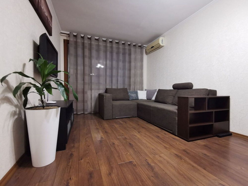 Оренда Квартира 1-кімнатна, 9/9 поверх на вул. Сергія Берегового, 2/6 Київ - фото 2