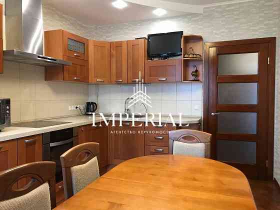 Оренда 3к Квартира 93 кв.м Макіївська вул. Kiev