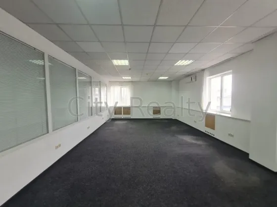 Здається Офісні приміщення площа 232 кв.м 3-й поверх Київ Вікентія Хвойкі 18/14 Київ