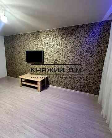 Оренда Квартира 1-кімнатна, 20/26 поверх на Крушельницкой Соломии ул. Kiev