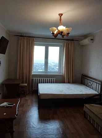 Оренда Квартира 1-кімнатна, 20/20 поверх на Григорія Ващенко, 1 Kiev