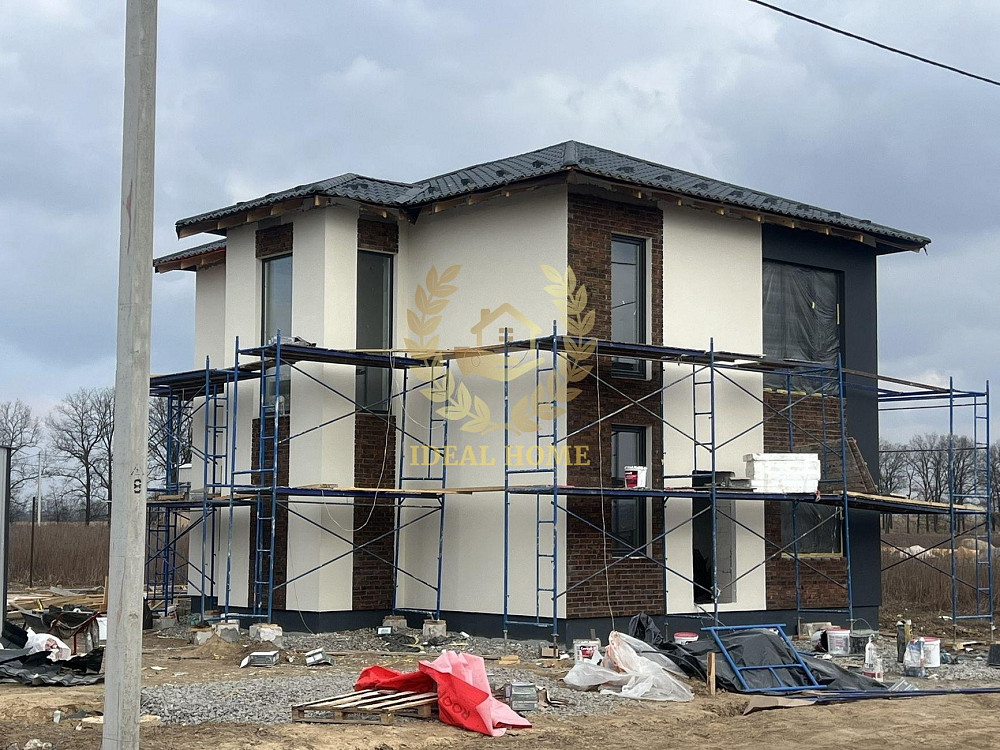 Продаж Будинок 4-кімнатний  - изображение 1