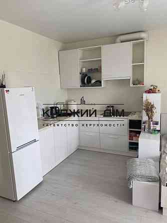 Оренда Квартира 1-кімнатна, 4/8 поверх на Майкопская/ Гетьманська ул. Киев