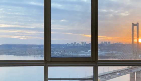 Оренда Квартира 2-кімнатна, 22/24 поверх на ул. Заречная, 1б Киев