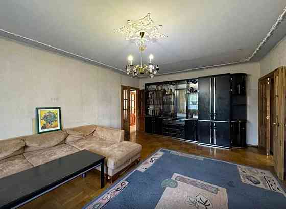 Продаж Квартира 3-кімнатна, 2/10 поверх на Академика Королева улица, 5/1 Одеса