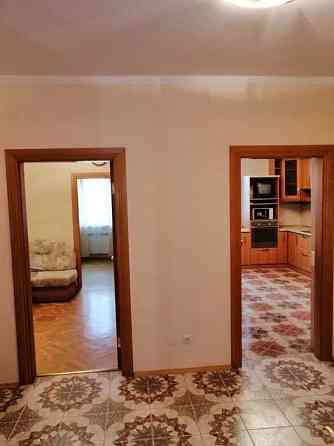 Оренда Квартира 2-кімнатна, 12/24 поверх на ул. Феодоры Пушиной Київ