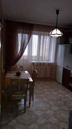 Оренда Квартира 1-кімнатна, 9/14 поверх на вул. Срібнокільський, 24 Київ