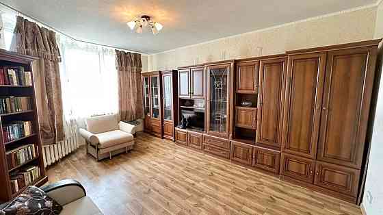 Продаж Квартира 2-кімнатна, 20/22 поверх на Олени Пчілки, 2 Киев