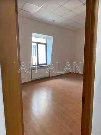 Оренда офісне приміщення на Софіївська вул., 18 приміщень - 10, поверх - 4/5 Київ