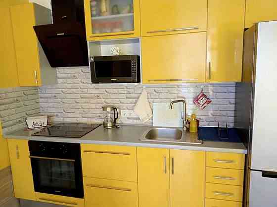 Оренда Квартира 2-кімнатна, 16/25 поверх на ул. Богдановская Київ