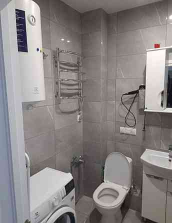 Оренда Квартира 1-кімнатна, 19/26 поверх на Каховська, 62а Киев