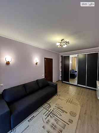 Оренда Квартира 1-кімнатна, 1/4 поверх на Дмитра Яворницького, 24 Київ