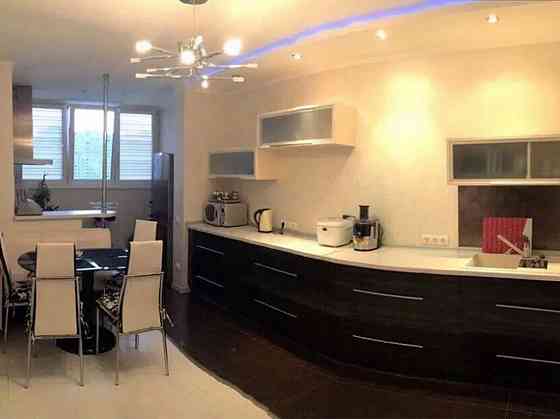 Оренда Квартира 1-кімнатна, 11/25 поверх на Олени Пчілки, 6 Київ