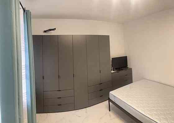 Оренда Квартира 1-кімнатна, 2/3 поверх на Чавдар, 3 Kiev