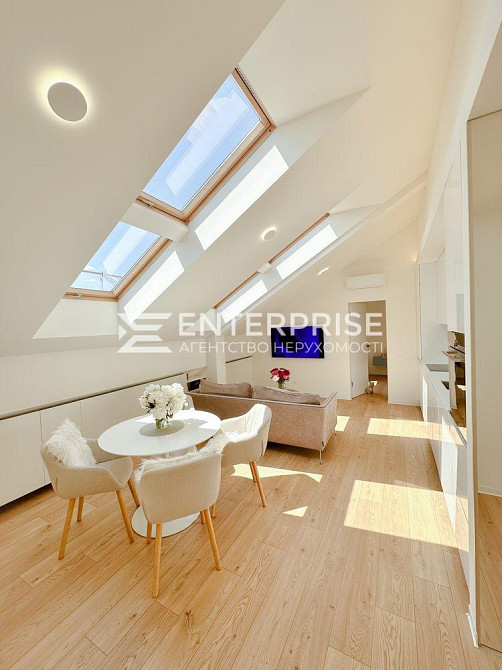 Продаж Квартира 3-кімнатна, 7/8 поверх на вул. Юрія Липи Київ - фото 2