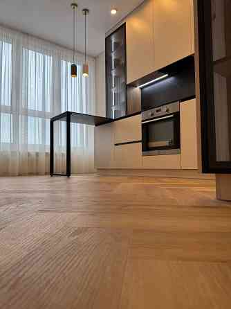 Продаж Квартира 1-кімнатна, 16/25 поверх на Набережно-Рибальська вул., д. 32Д Київ