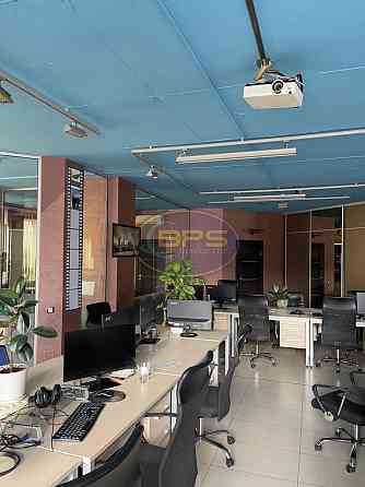 Оренда офісне приміщення на вул. Добровольців приміщень - 5, поверх - 1/18 Одеса