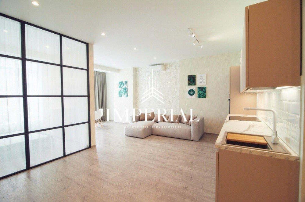 Оренда Квартира 2-кімнатна, 22/26 поверх на вул. Коновальця Євгена Kiev - photo 1