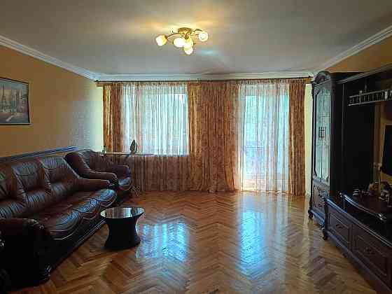 Продаж Квартира 2-кімнатна, 3/9 поверх на Паньківська вул., д. 19 Київ