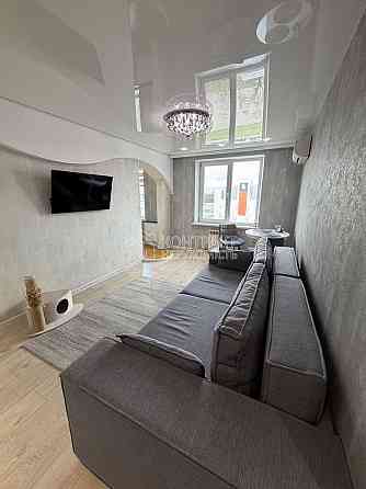 Продаж Квартира 3-кімнатна, 7/12 поверх на вул. Героїв Праці Kharkiv