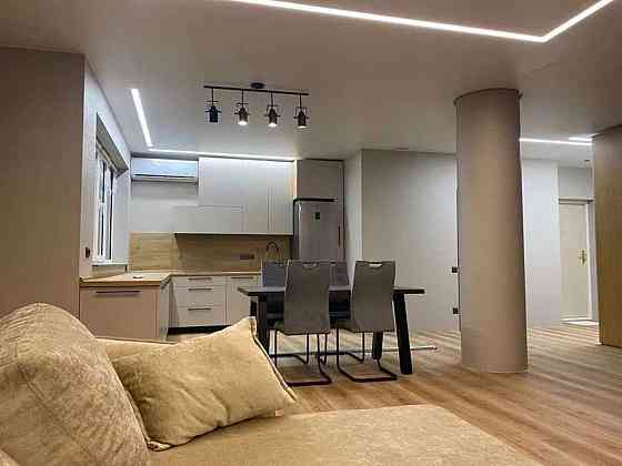 Оренда Квартира 2-кімнатна, 14/27 поверх на Оболонский пр. Kiev