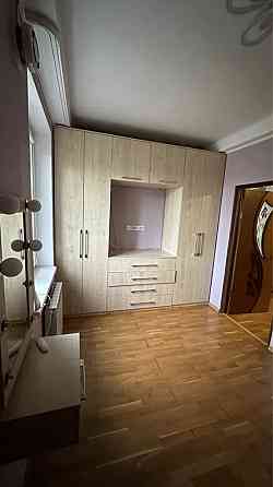 Оренда Квартира 1-кімнатна, 5/5 поверх на вул. Тампере, 11 Київ