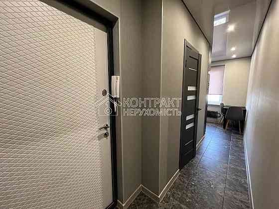 Продаж Квартира 3-кімнатна, 8/9 поверх на вул. Ахсарова Kharkiv