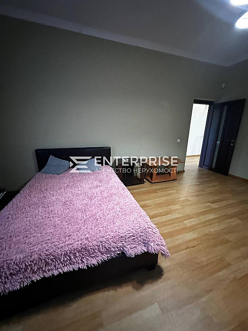 Продаж 2-поверховий Будинок з ділянкою 3.55 сот 254.7 кв.м 7+ кімн. на Продольна 1 вул. Киев - изображение 6