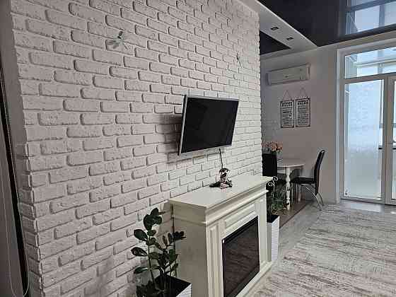 Продаж Квартира 3-кімнатна, 10/11 поверх на Любарского, 4А Dnipro