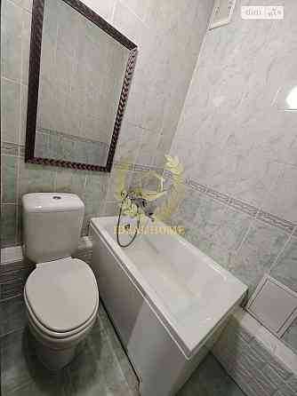 Світла та простора 1-кімнатна квартира з двома балконами в Дарницькому Київ