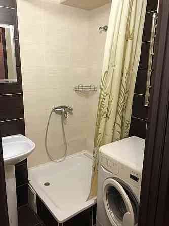 Оренда Квартира 2-кімнатна, 5/5 поверх на вул. Юності, 4 Kiev