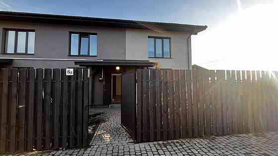 Продаж Будинок 4-кімнатний на вул. Фабрична Старий Яричів