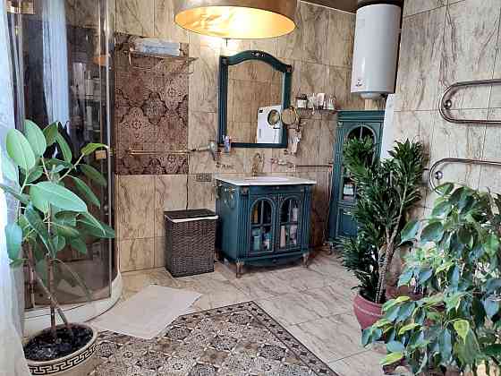 Продаж Будинок на Воронцова пр., 111 Dnipro