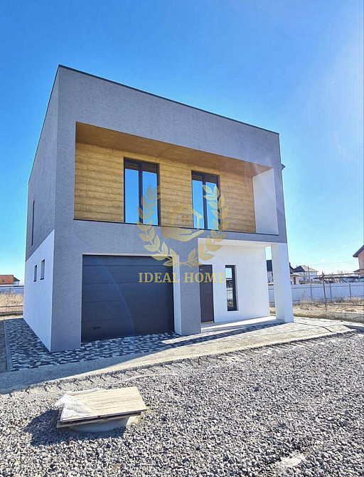 Продаж Будинок 5-кімнатний  - фото 1