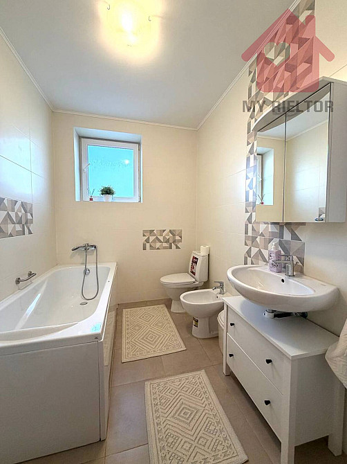 Оренда Квартира 3-кімнатна, 2/5 поверх на Гренджі-Донського пл. Uzhhorod - photo 9