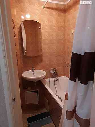 Оренда Квартира 2-кімнатна, 4/5 поверх на Чорних Запорожців, 11б Київ