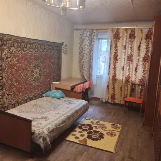 I will rent a simple - modest 1-room apartment on Cheryomushki street Kosmonavtov/Ost. 