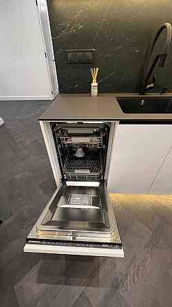 Продаж Квартира 2-кімнатна, 1/5 поверх на Михайла Бойчука вул., д. 9/12 Киев