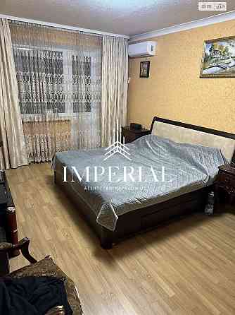 Продаж Квартира 2-кімнатна, 3/9 поверх на вул. Червоної Калини Kiev